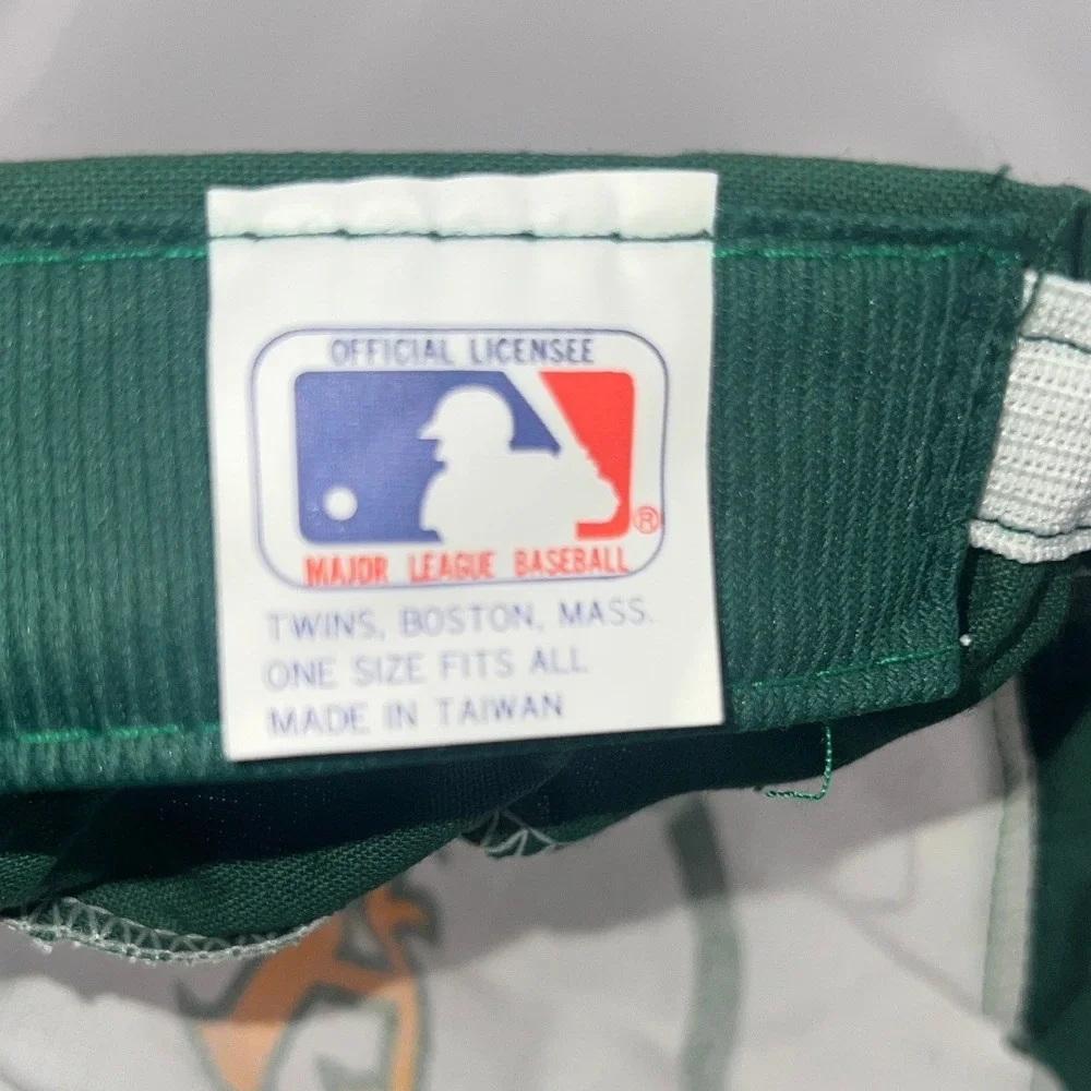 Vintage Oakland Athletics Painter Hat Twins Enterprise MLB Green Gold NWT‎ OSFA